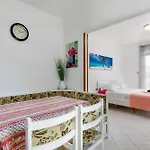 Pino 3* Rabac