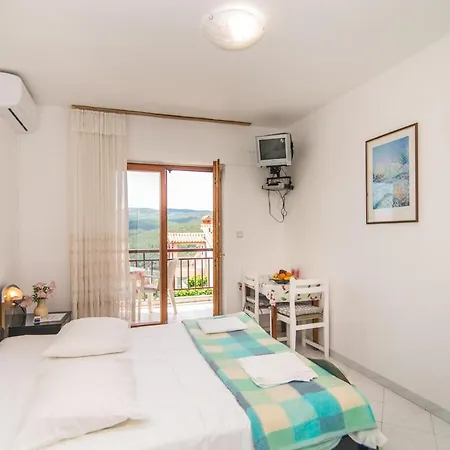 Guest house Pino 3*
