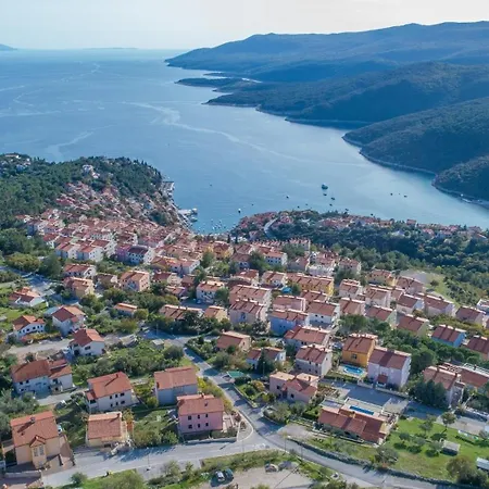 Pino Pensionat Rabac